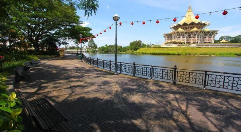 Kuok Pin Hotel Kuching Exteriör bild