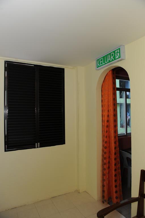 Kuok Pin Hotel Kuching Exteriör bild