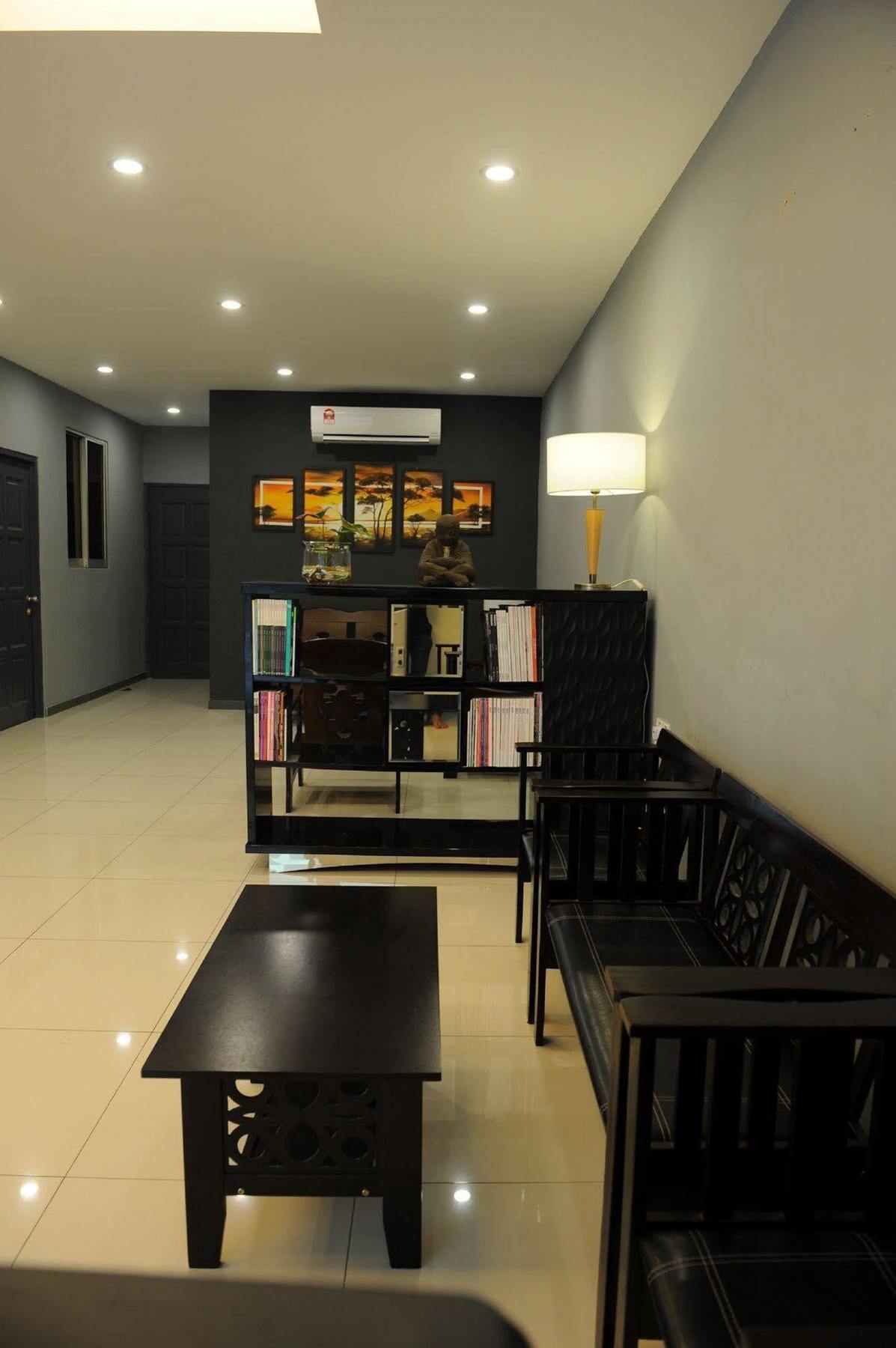 Kuok Pin Hotel Kuching Exteriör bild